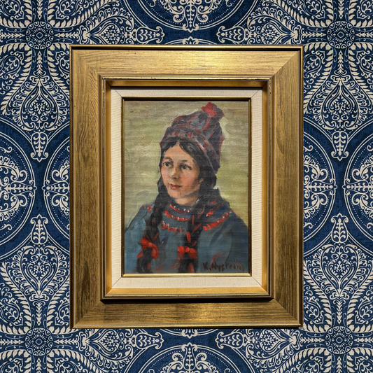 Georgian Girl in national dress